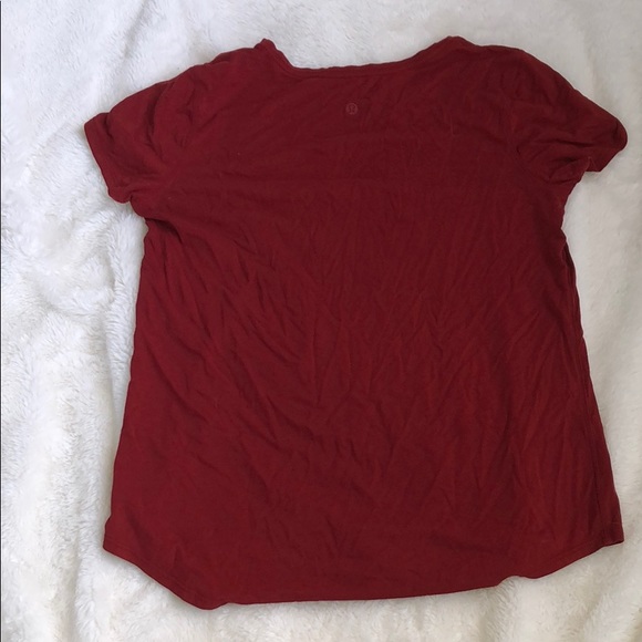 Lululemon Athletica T-shirt - Picture 2 of 3